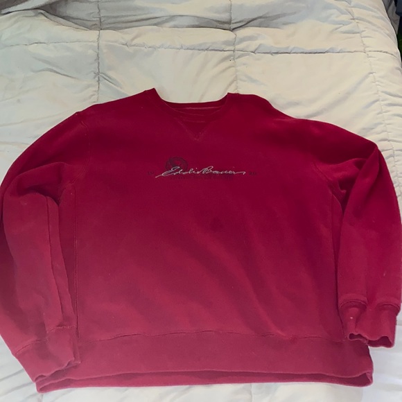 Like new, Eddie Bauer sweatshirt great condition!